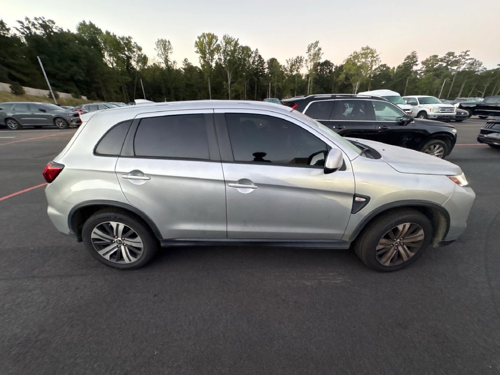 Mitsubishi Outlander Sport photo 6