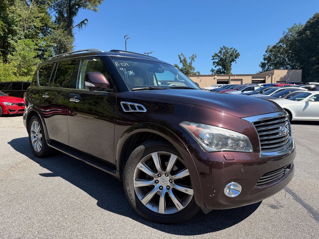 Photo 2 of this INFINITI QX56