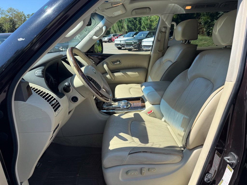 Photo 9 of this INFINITI QX56
