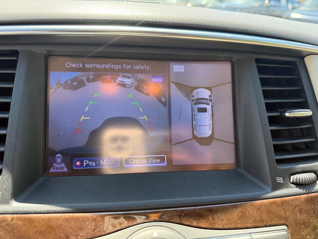Photo 15 of this INFINITI QX56