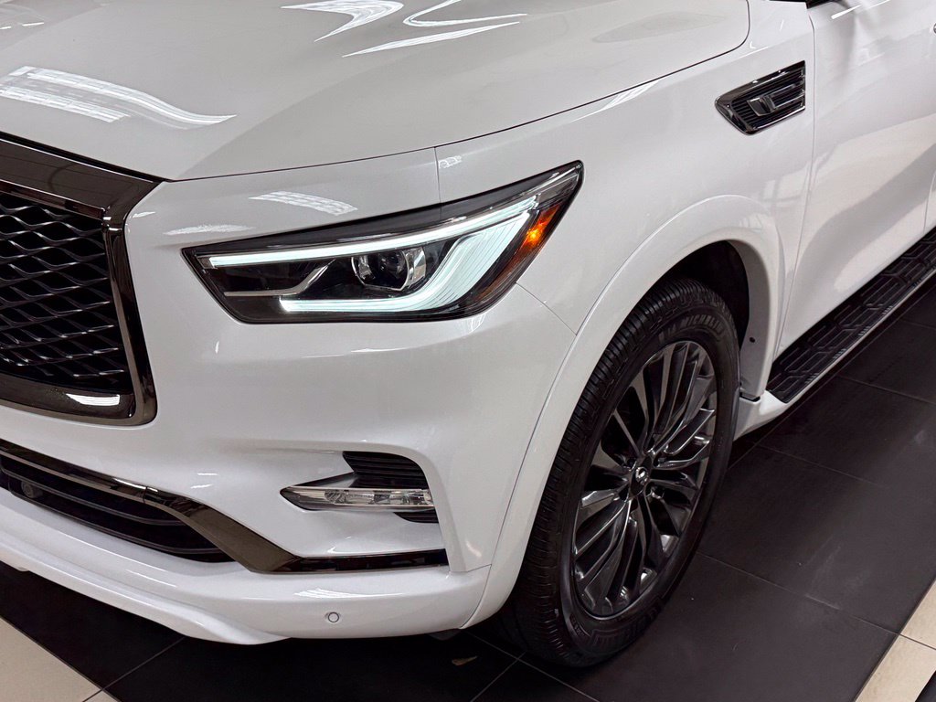 Photo 6 of this INFINITI QX80