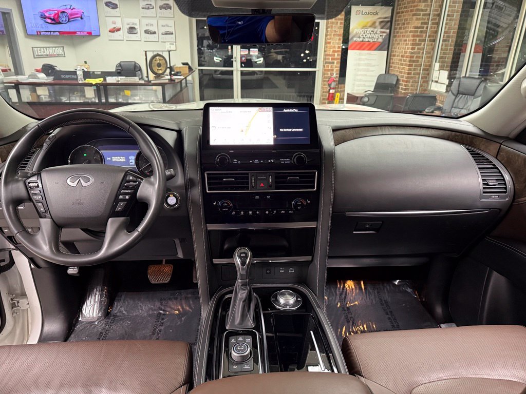 Photo 20 of this INFINITI QX80