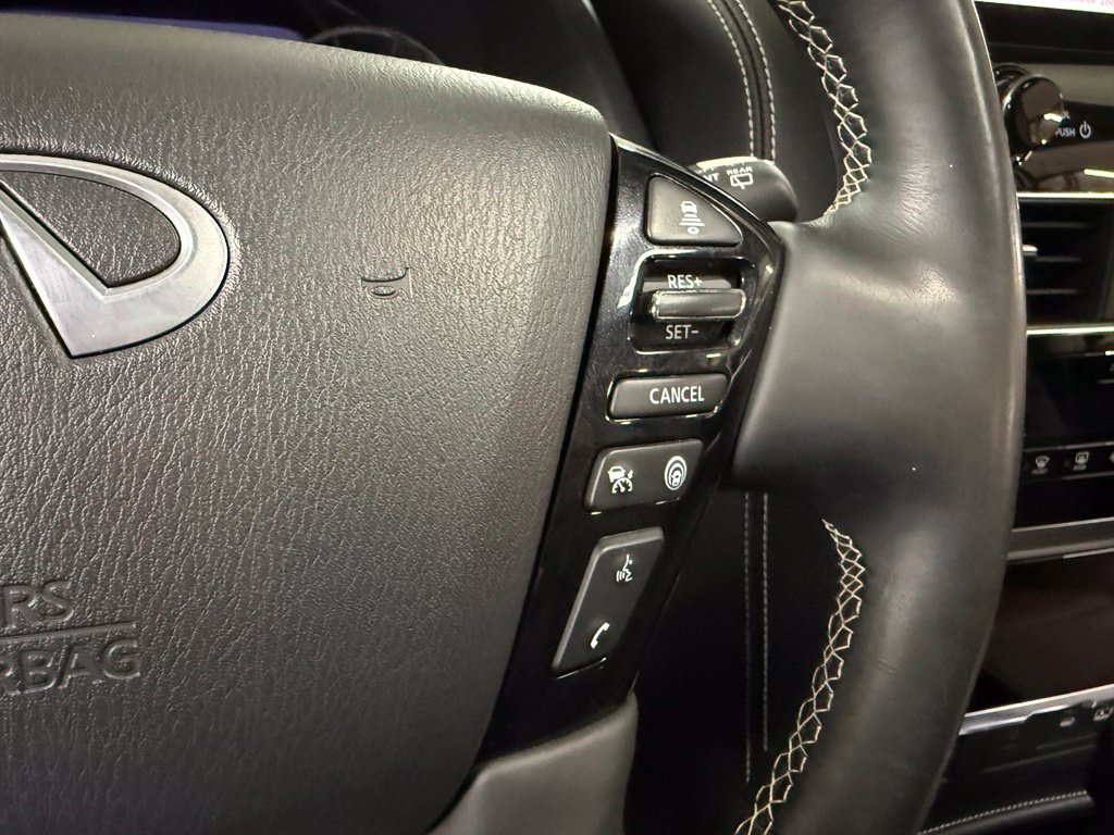 Photo 30 of this INFINITI QX80