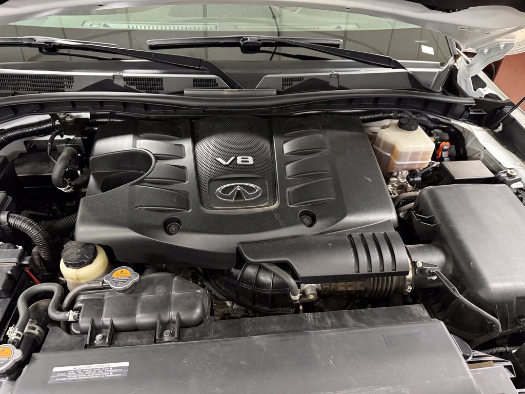 Photo 48 of this INFINITI QX80