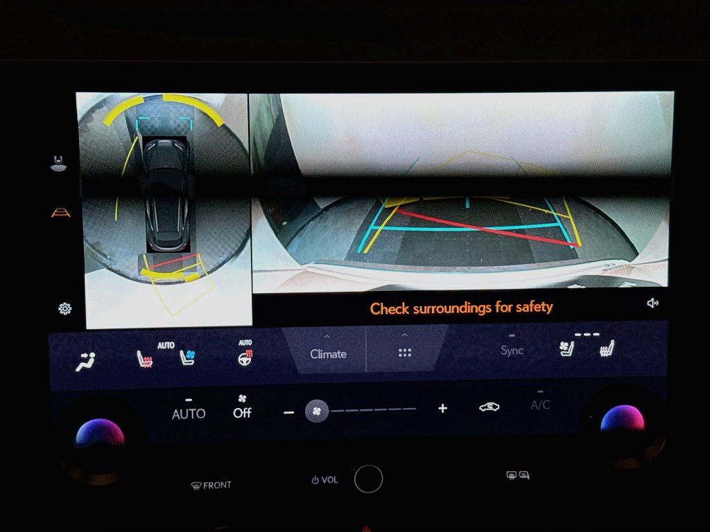 Photo 14 of this Lexus NX 350
