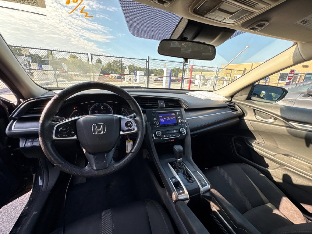 Honda Civic photo 5