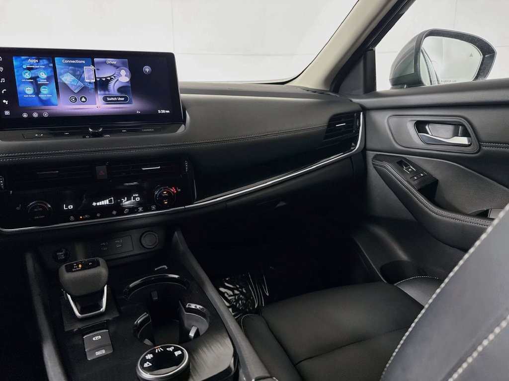 Photo 29 of this Nissan Rogue