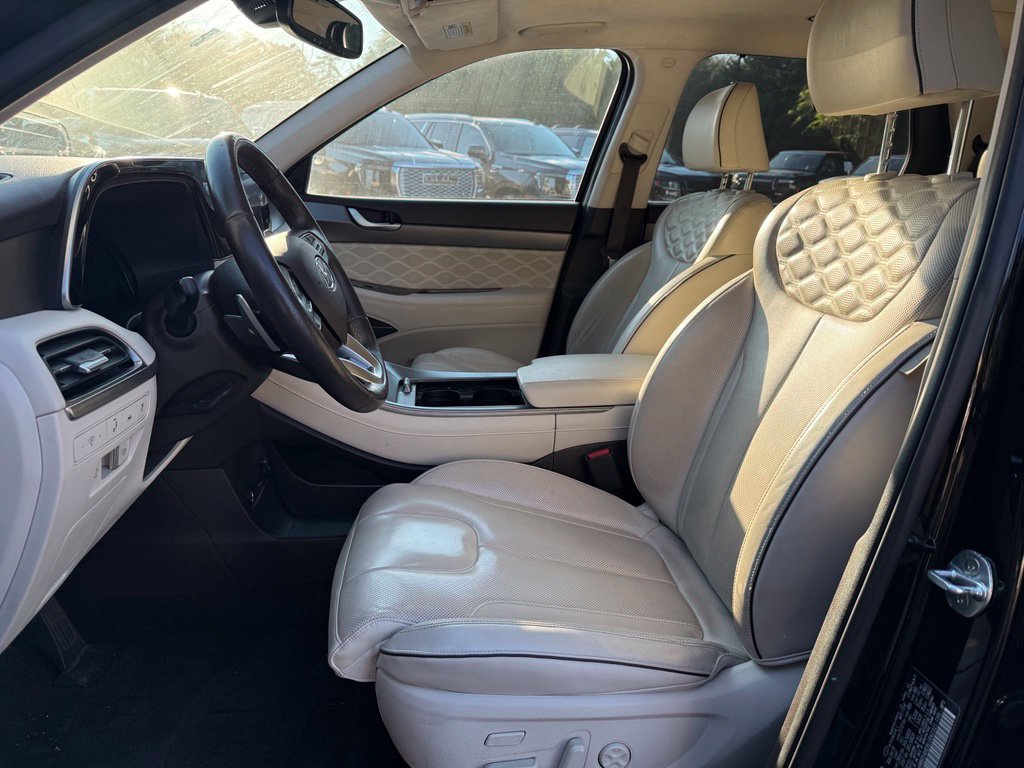 Photo 6 of this Hyundai Palisade