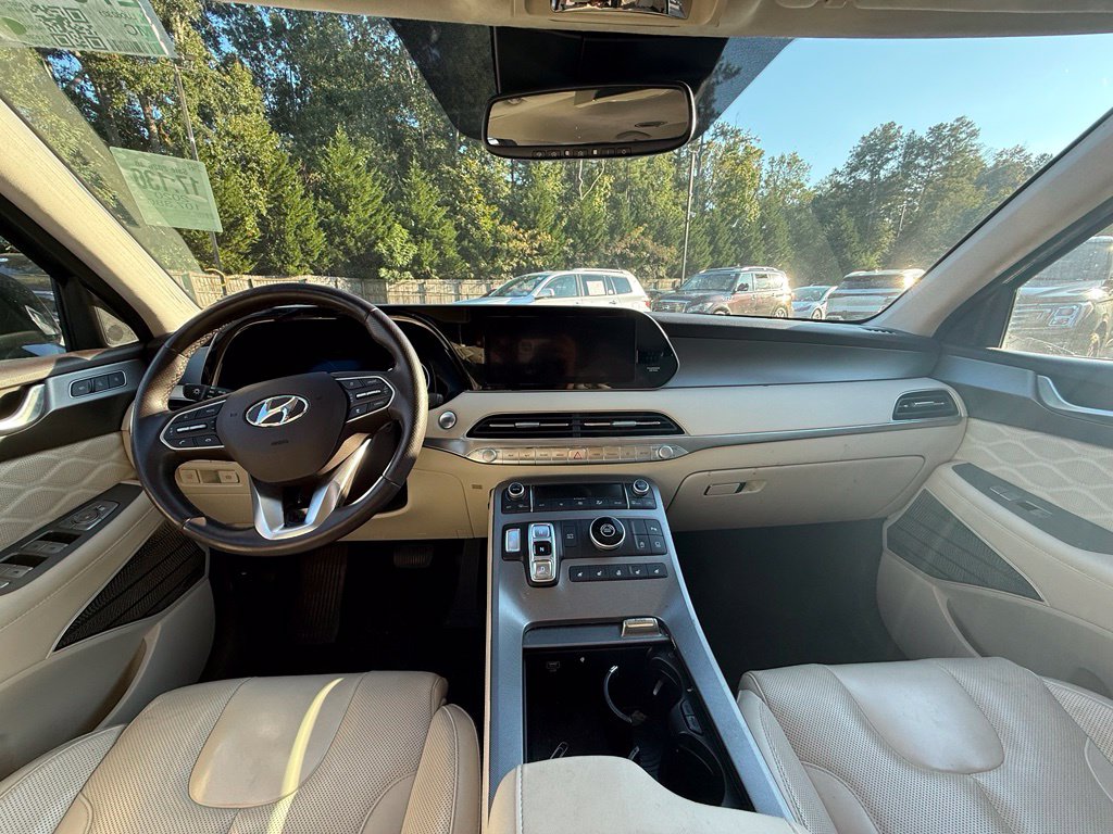 Photo 7 of this Hyundai Palisade