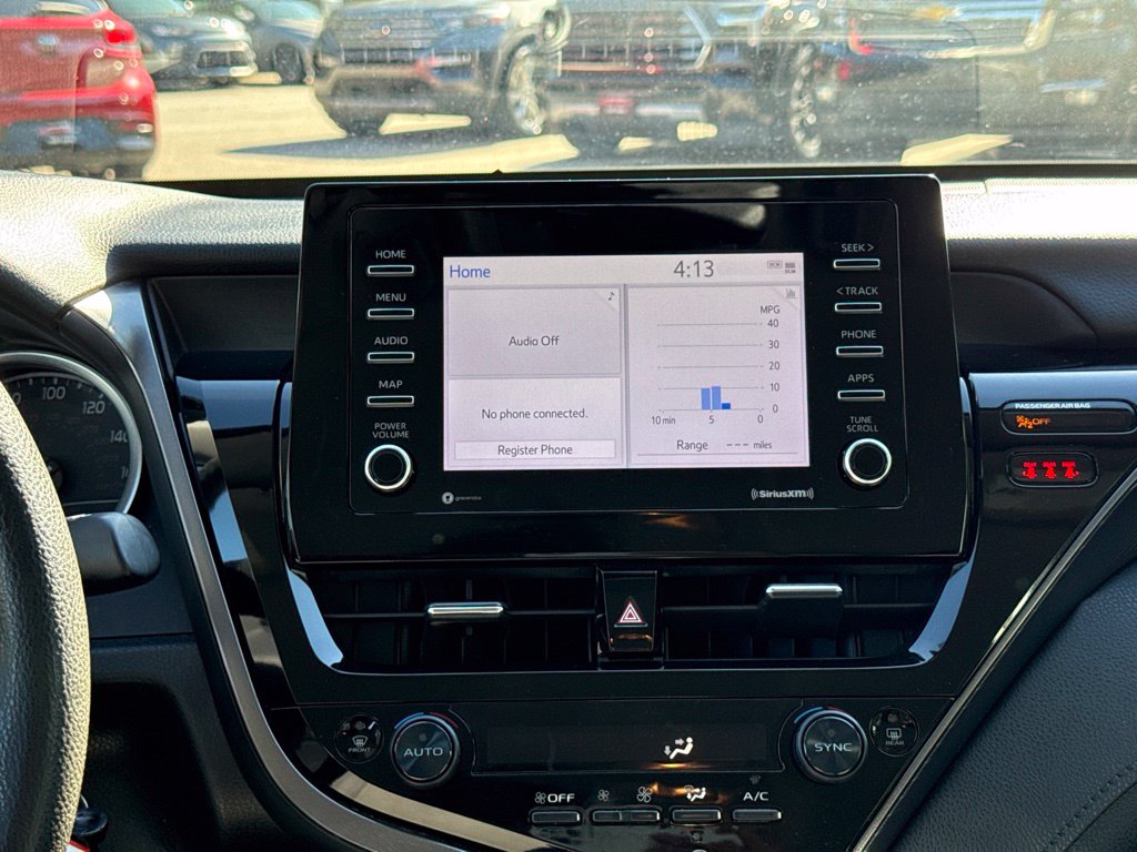 Toyota Camry photo 12