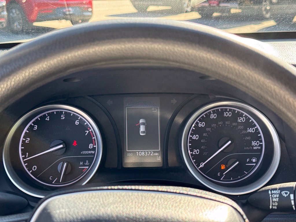 Toyota Camry photo 14