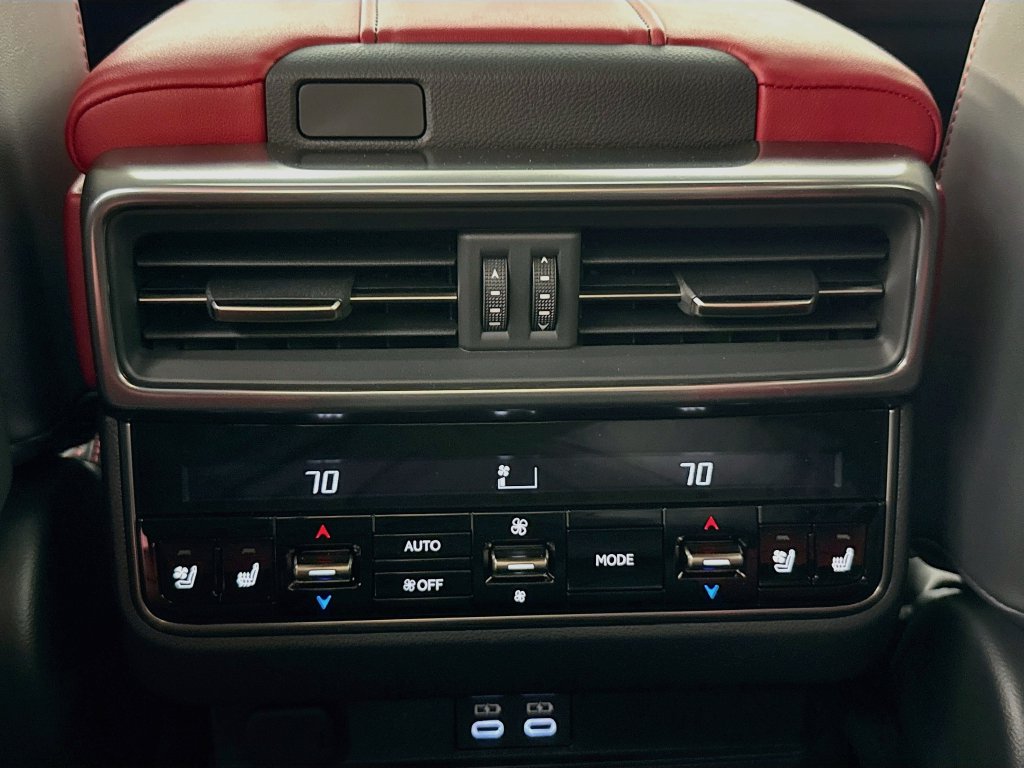 Lexus LX photo 34