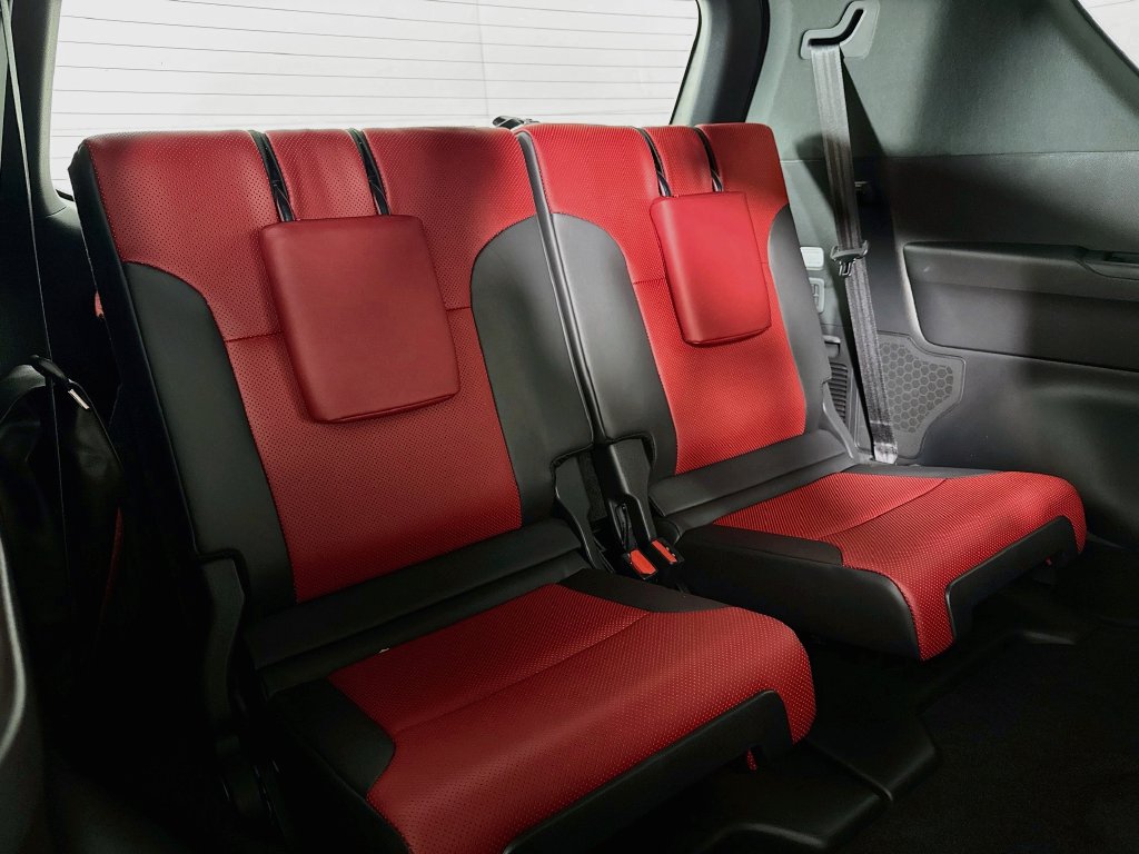 Lexus LX photo 37
