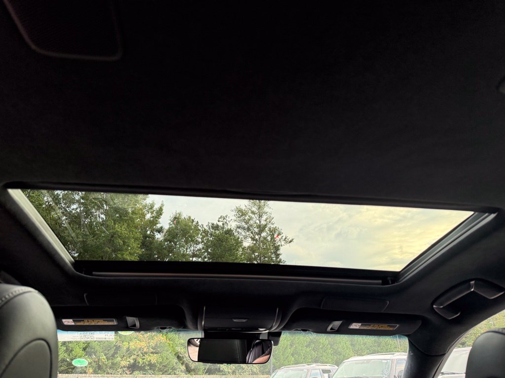 Lexus LS photo 16