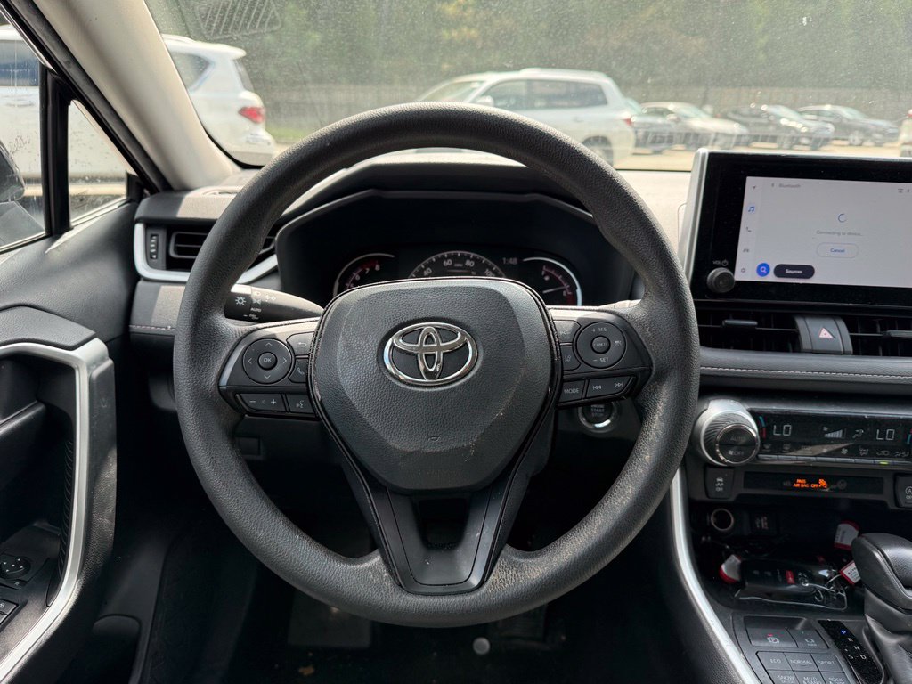 Toyota RAV4 photo 11