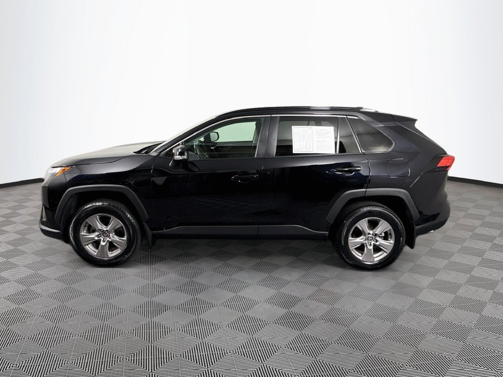 Photo 7 of this Toyota RAV4