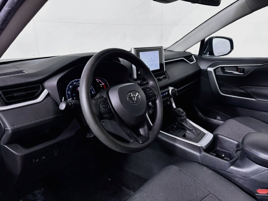 Photo 8 of this Toyota RAV4