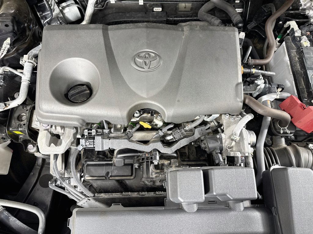 Photo 34 of this Toyota RAV4