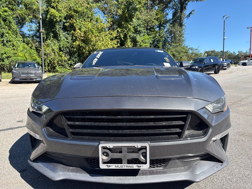 Ford Mustang photo 4