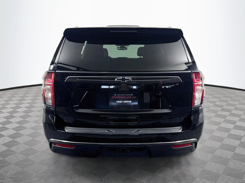 Photo 6 of this Chevrolet Tahoe