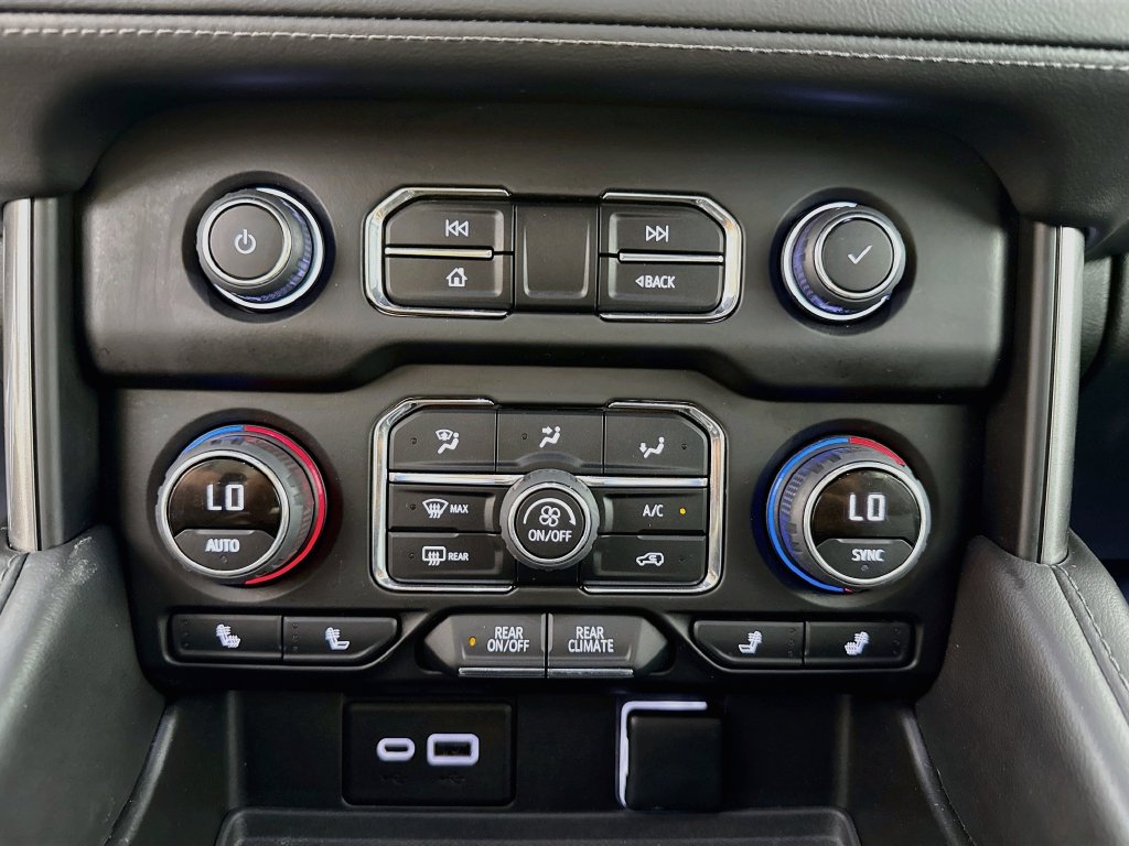 Photo 16 of this Chevrolet Tahoe
