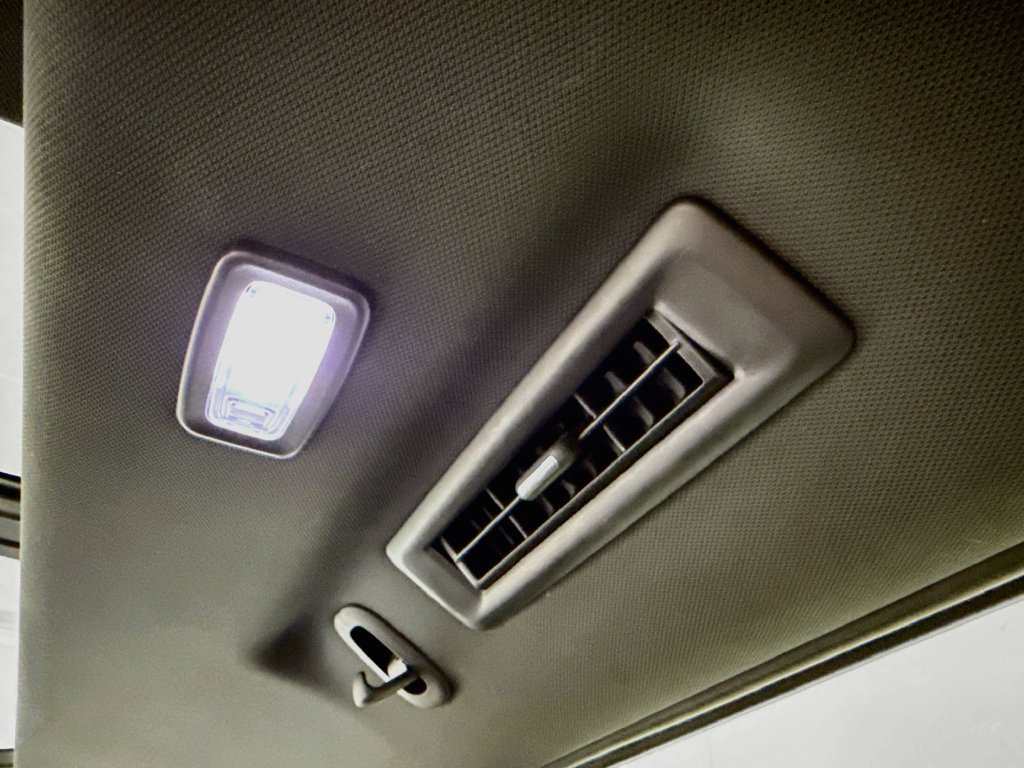 Photo 33 of this Chevrolet Tahoe