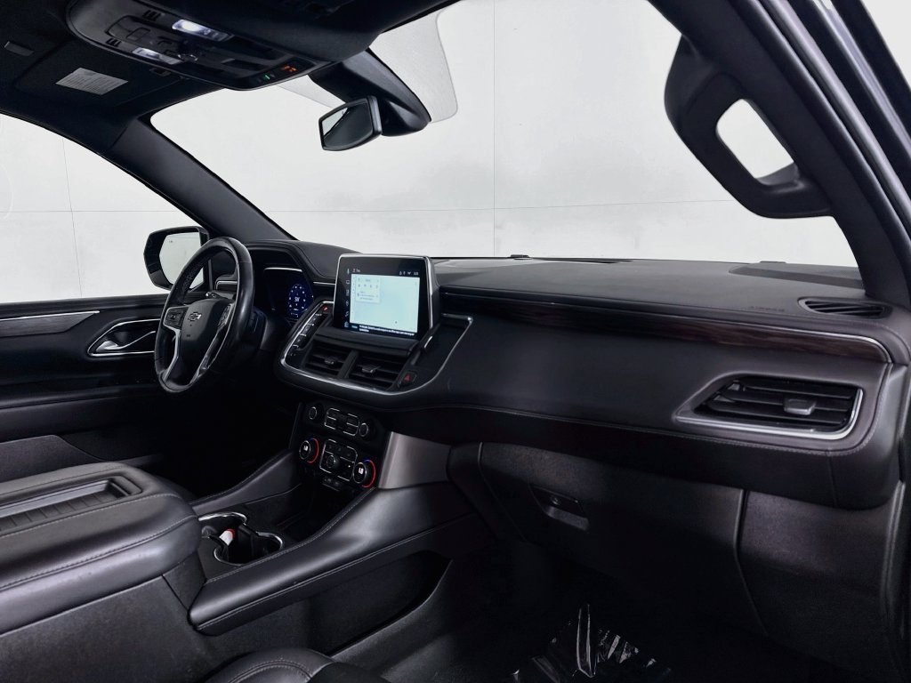 Photo 39 of this Chevrolet Tahoe