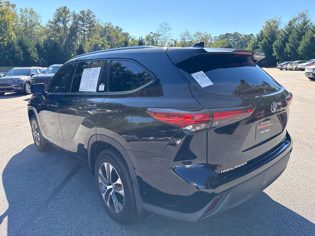 Toyota Highlander photo 5