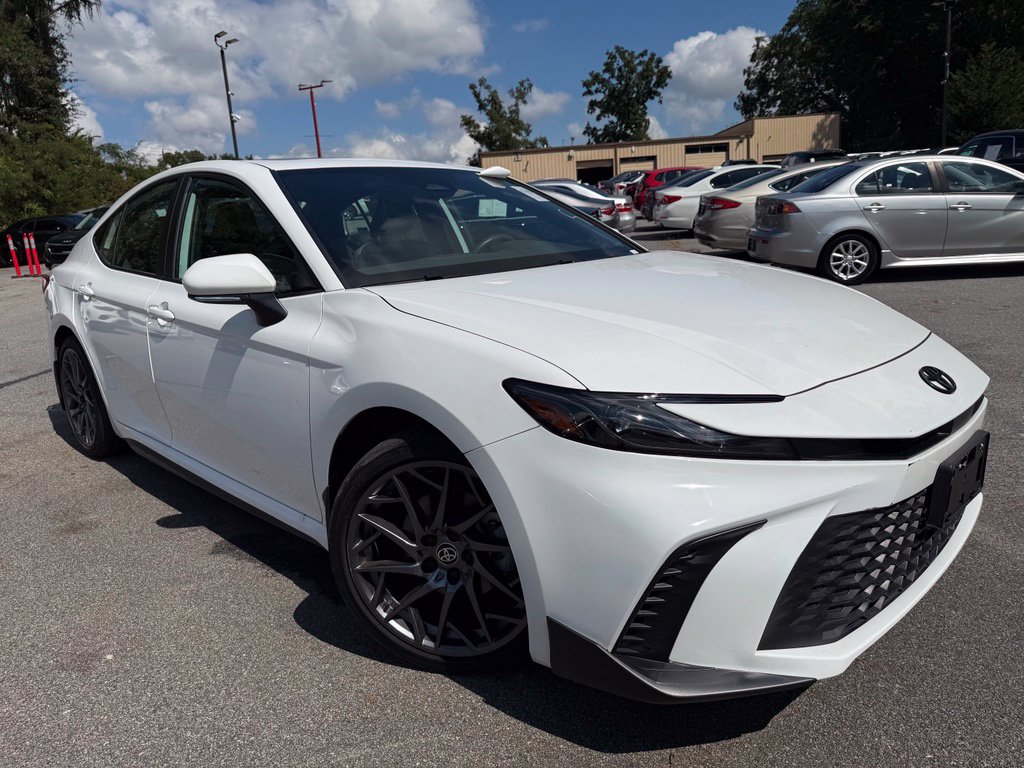 Toyota Camry photo 3