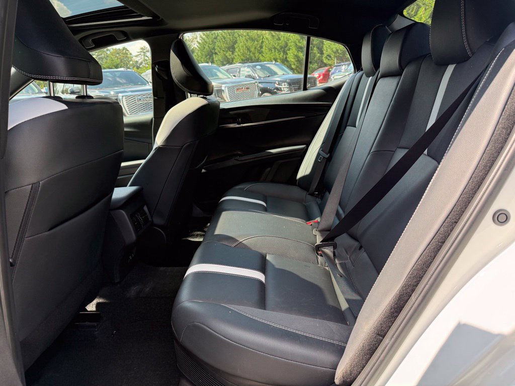 Toyota Camry photo 8