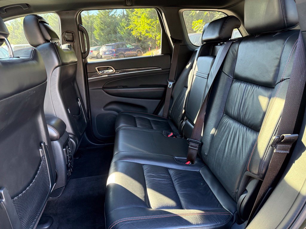 Jeep Grand Cherokee photo 8