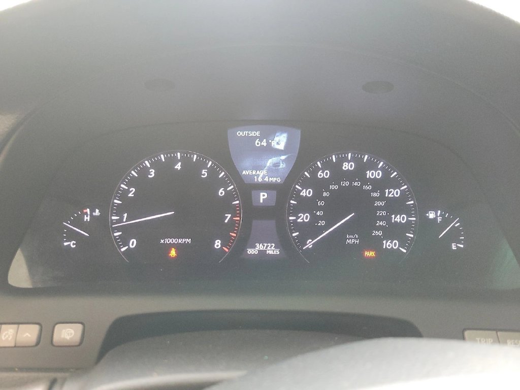 Photo 9 of this Lexus LS 460