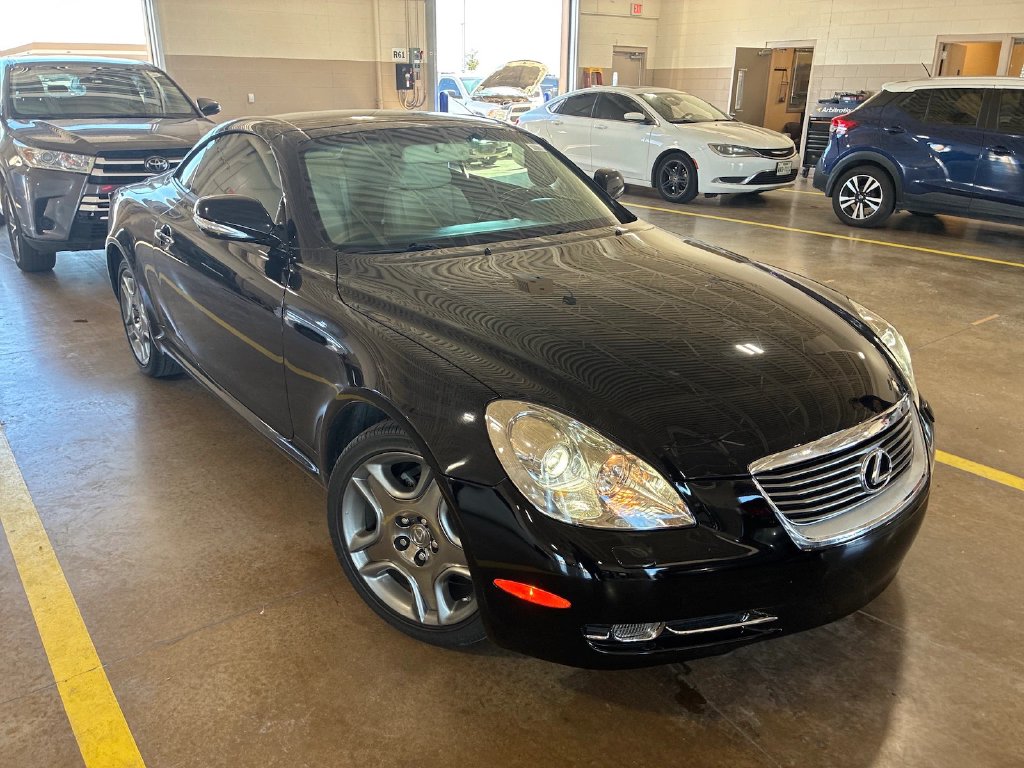 Photo 3 of this Lexus SC 430