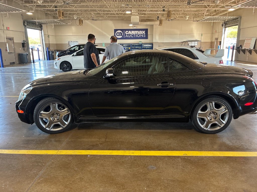 Photo 4 of this Lexus SC 430