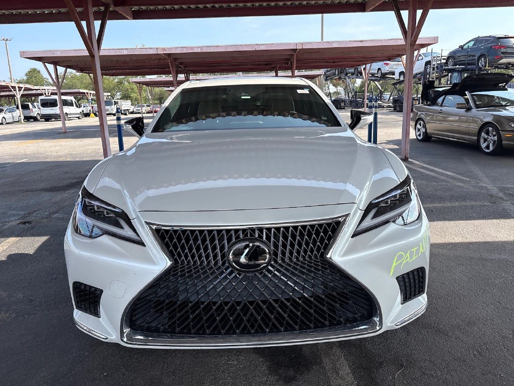 Photo 2 of this Lexus LS 500