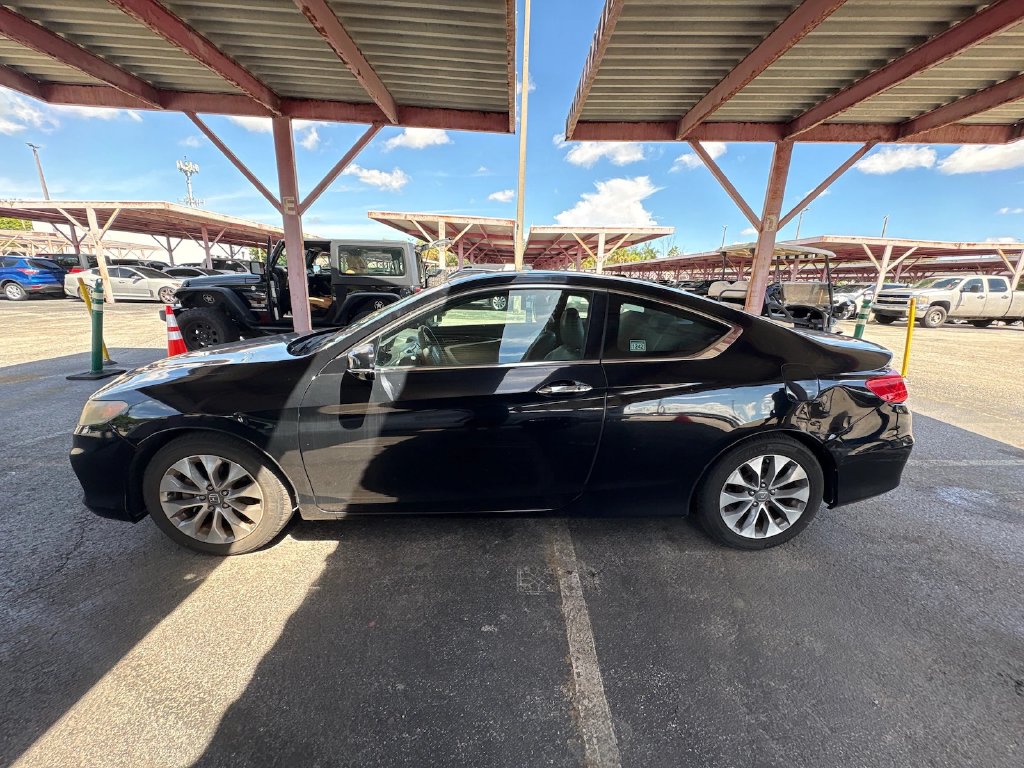 Photo 4 of this Honda Accord Coupe