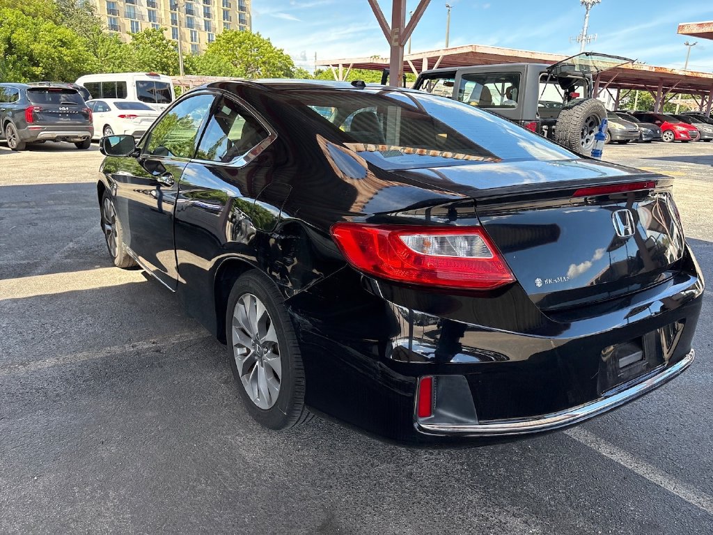 Photo 6 of this Honda Accord Coupe