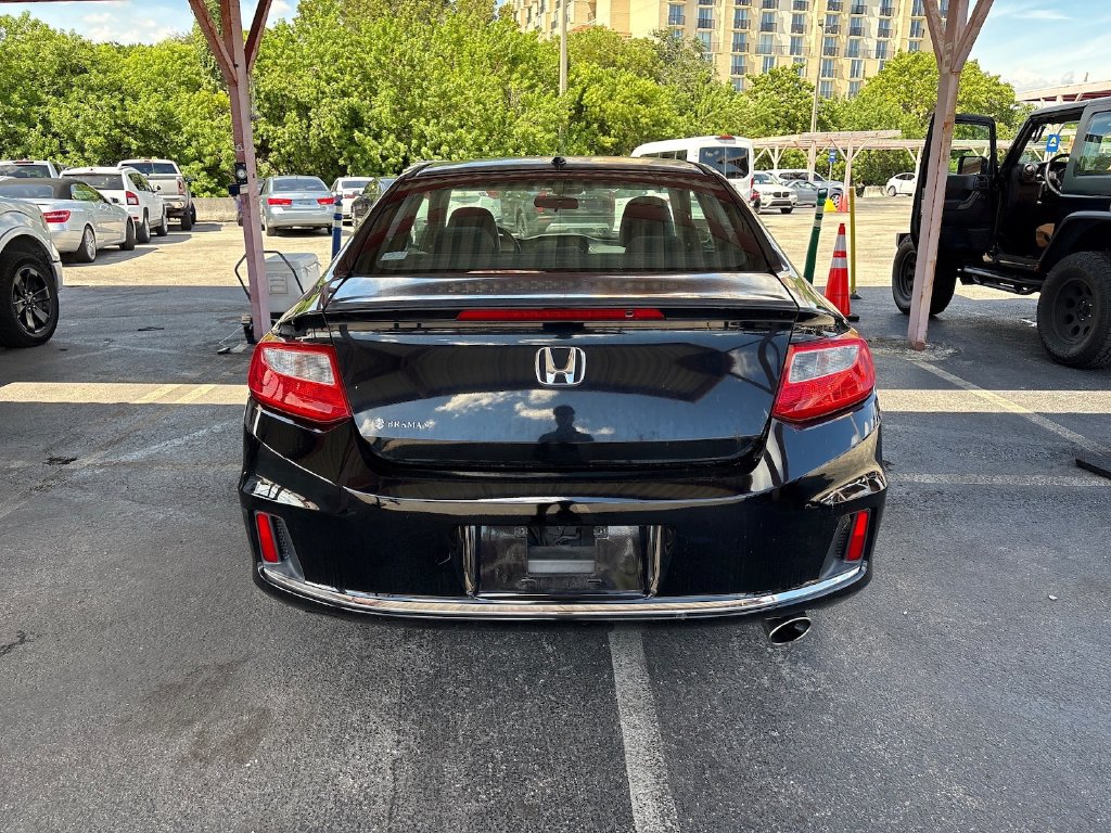 Photo 7 of this Honda Accord Coupe