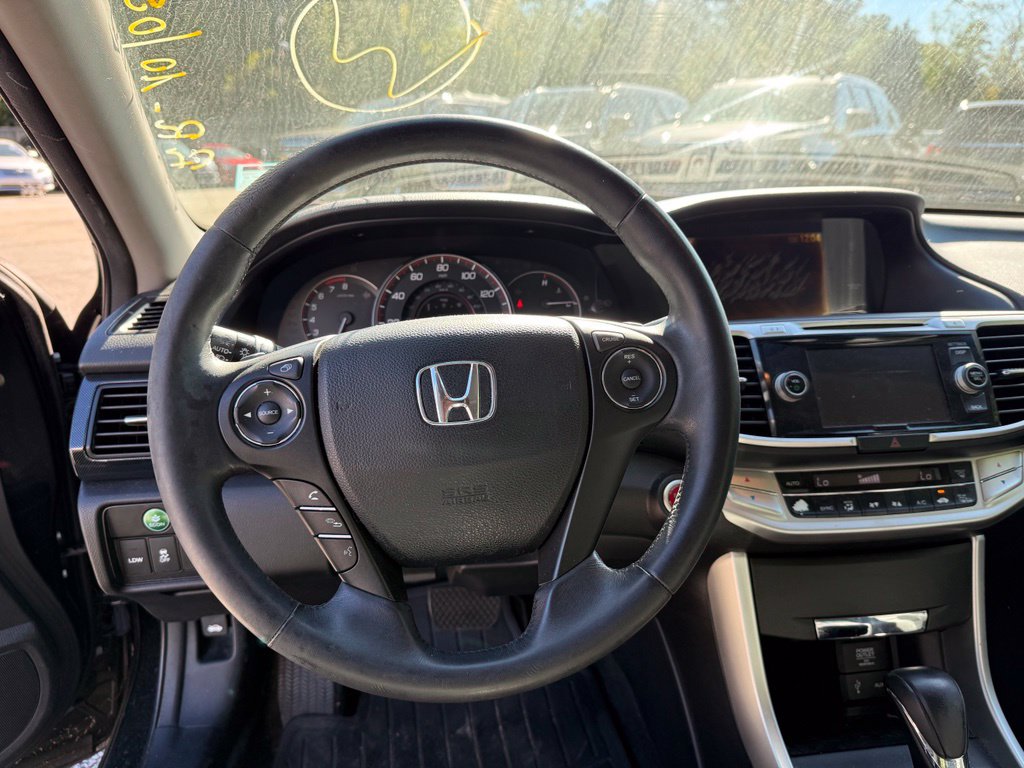 Honda Accord photo 8