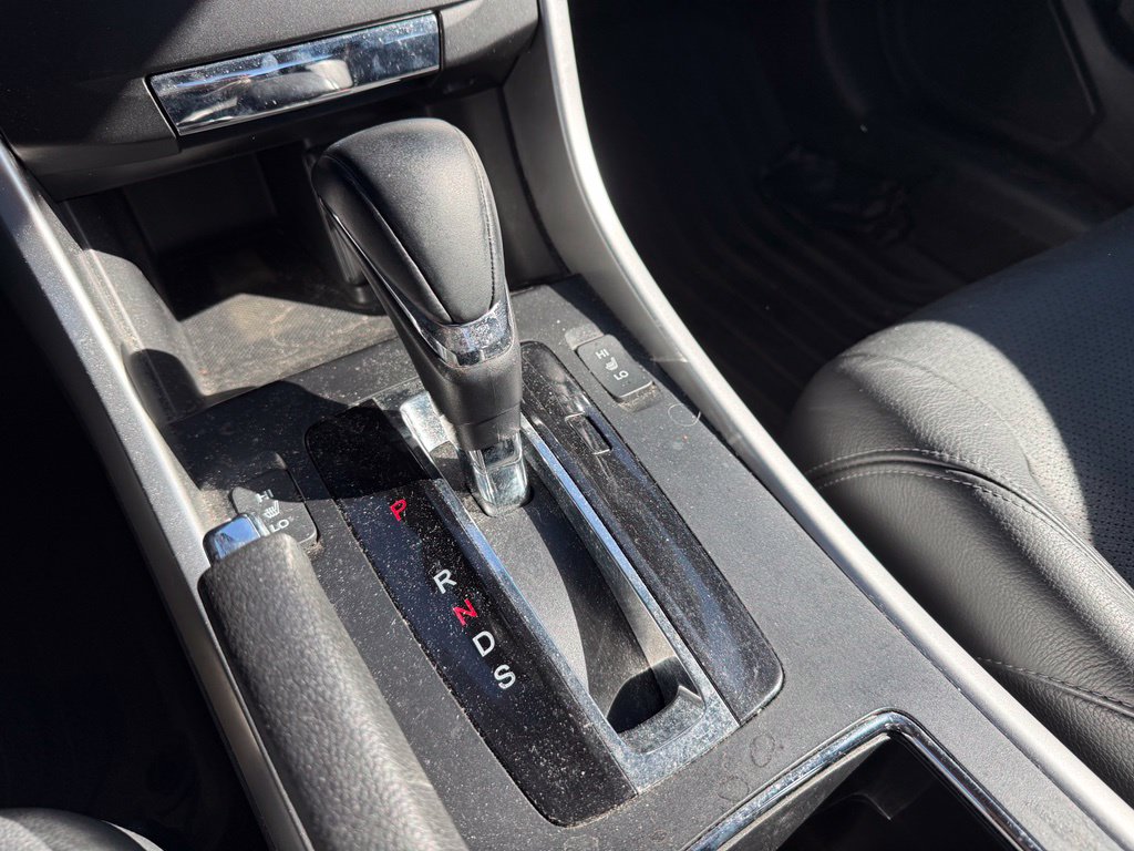Honda Accord photo 12