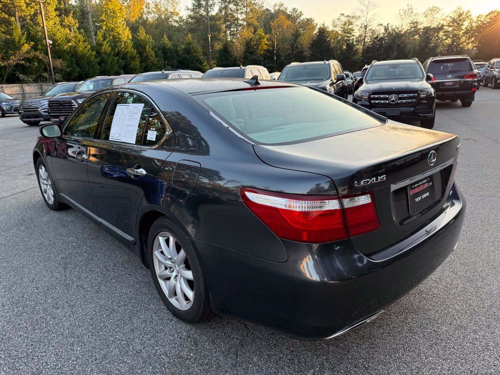Photo 4 of this Lexus LS 460