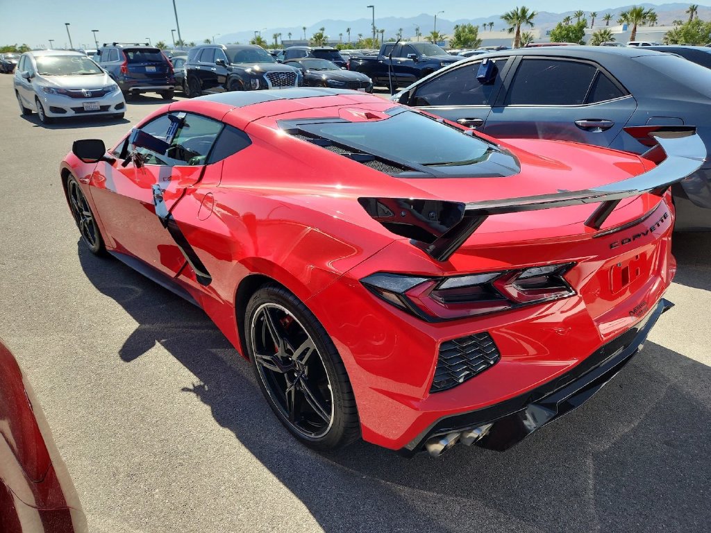 Photo 3 of this Chevrolet Corvette