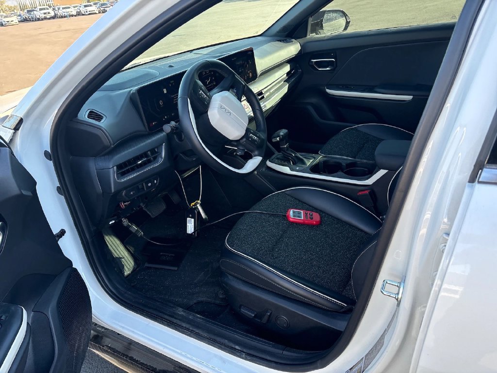 Photo 9 of this Kia K4