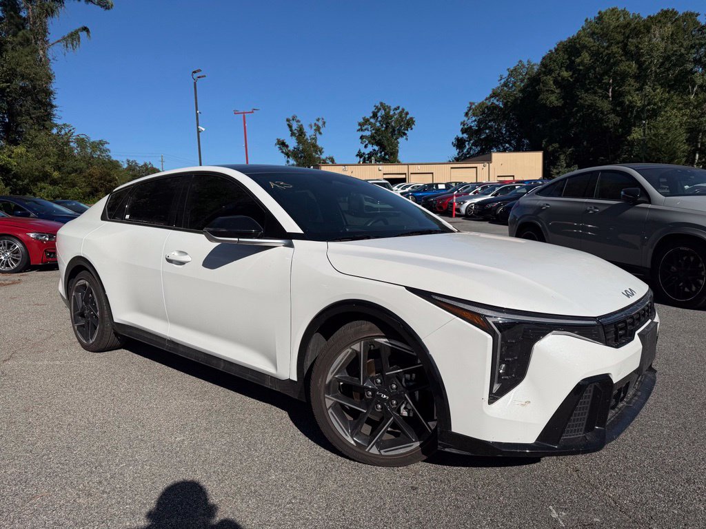 Kia K4 photo 3