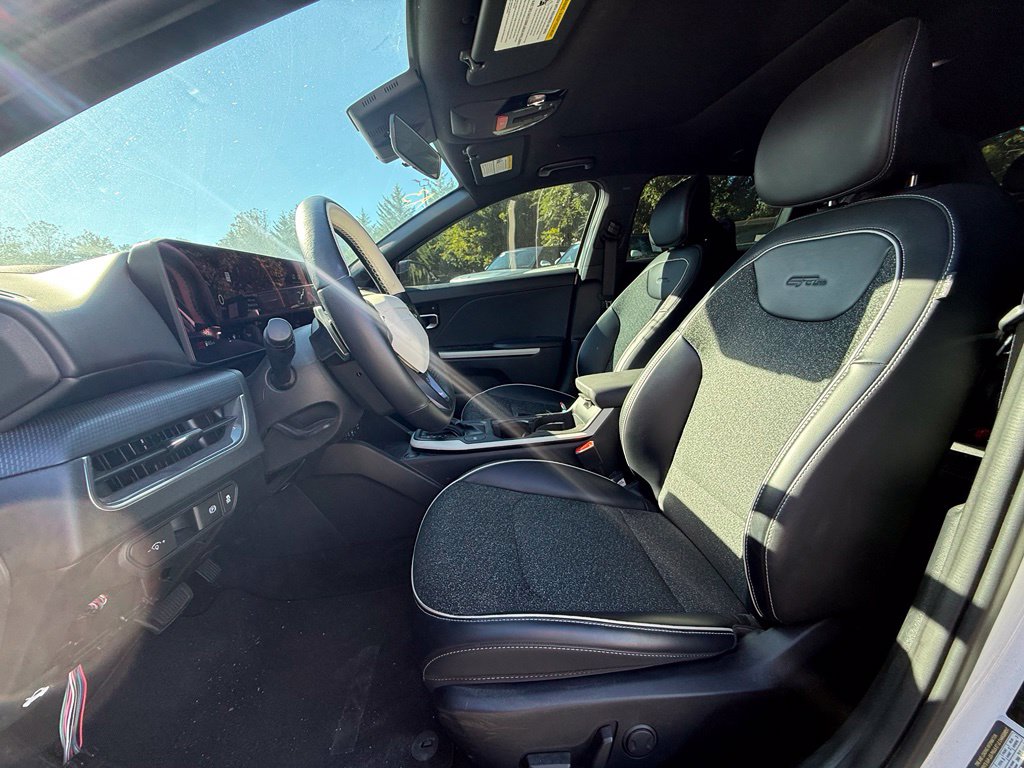 Kia K4 photo 9