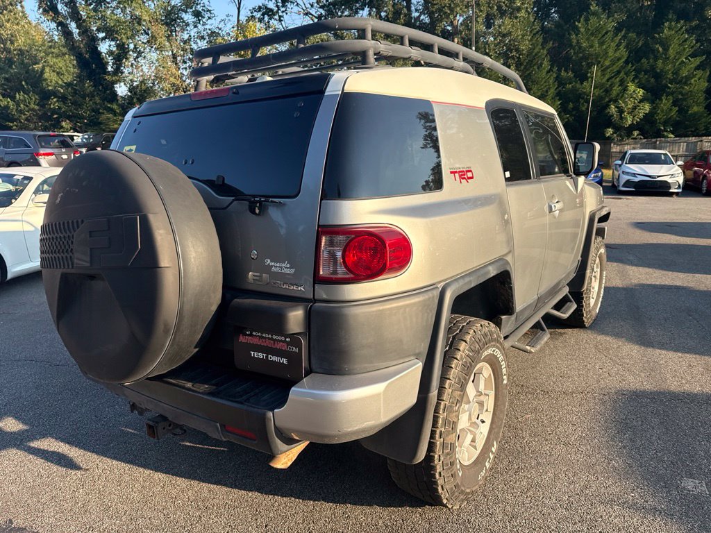 Photo 5 of this Toyota FJ Cruiser