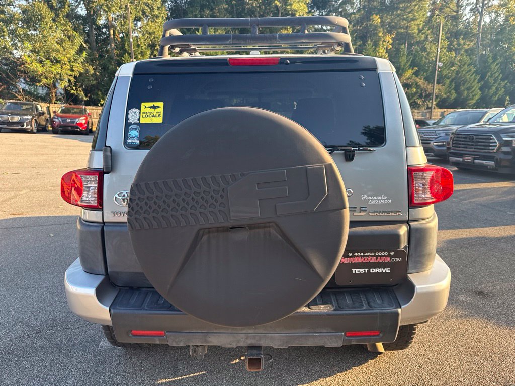 Photo 6 of this Toyota FJ Cruiser