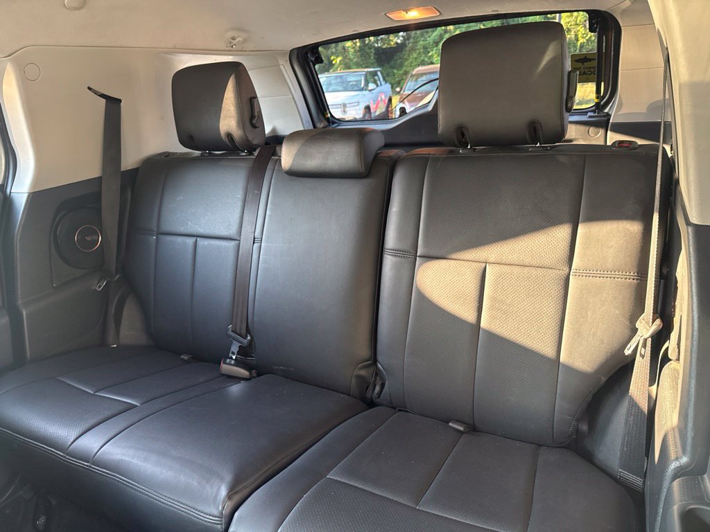 Photo 7 of this Toyota FJ Cruiser