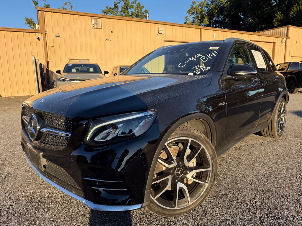 Mercedes-Benz GLC photo 2