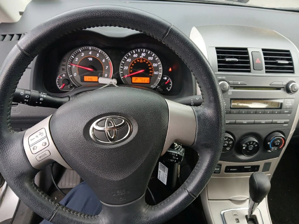 Toyota Corolla photo 8